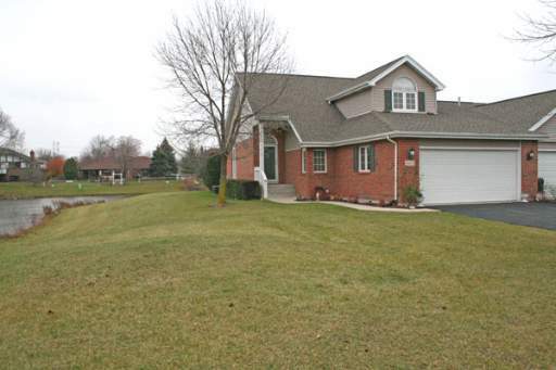 Property Photo:  14201 S Wedgewood Glens 14201  IL 60462 