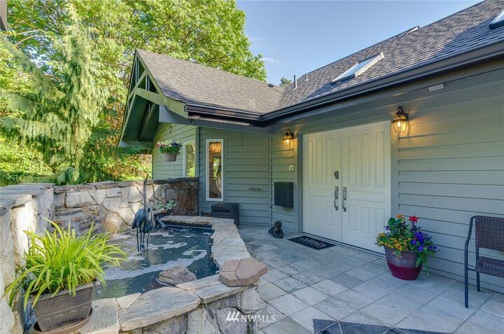 Property Photo: 1337 Castleman Drive WA 98632
