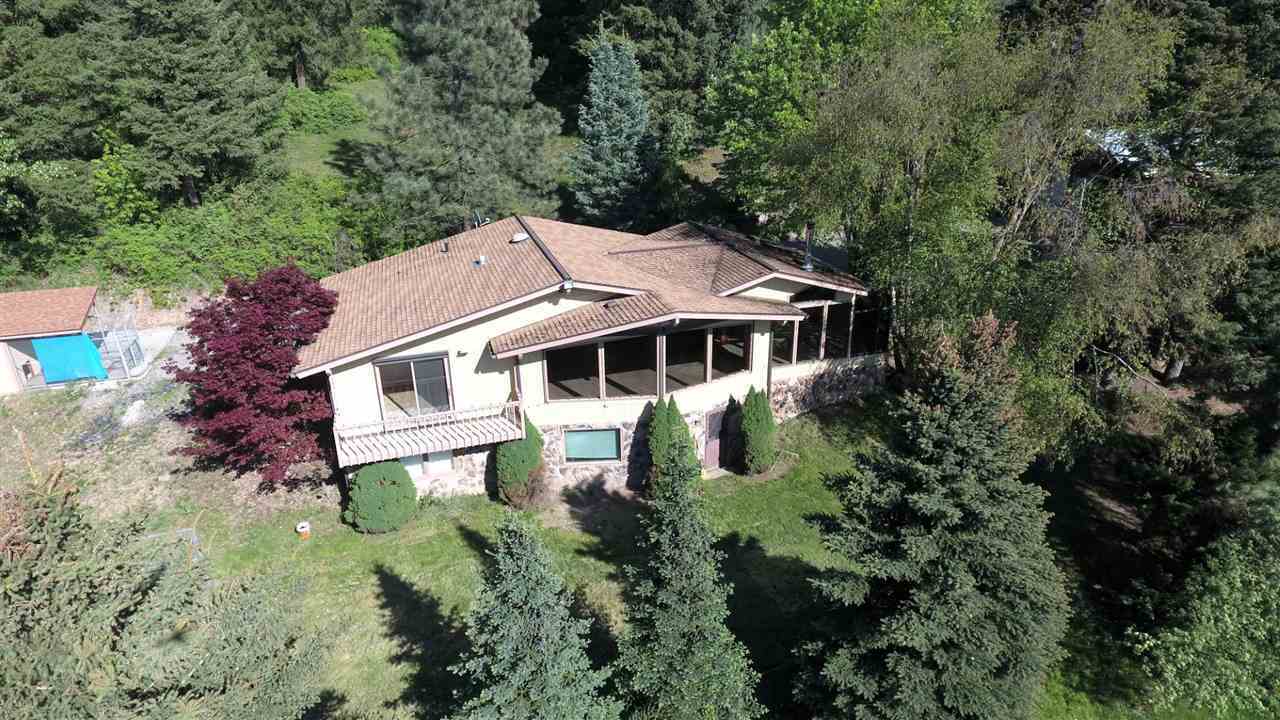 Property Photo: 19824 N Bernhill Rd WA 99005