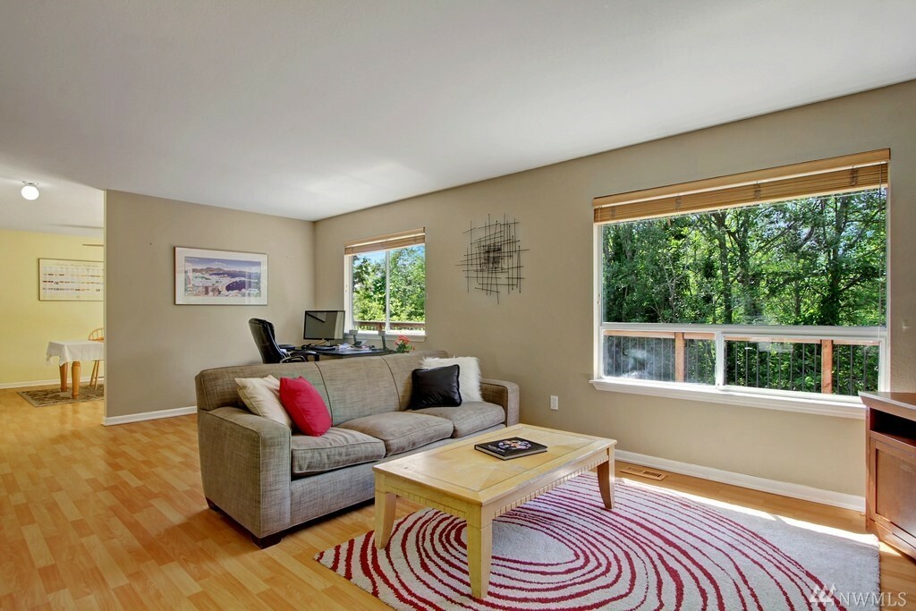 Property Photo: 7019 14th Ave SW WA 98106