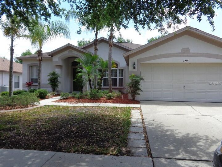 Property Photo: 2705 Brookville Drive FL 33596