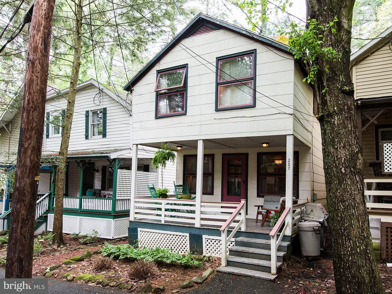 Property Photo:  207 7th Street  PA 17064 