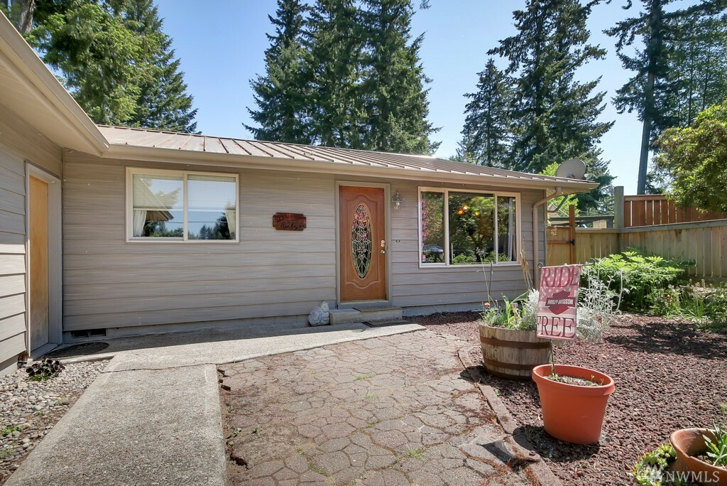 Property Photo:  21114 Church Lake Dr E  WA 98391 