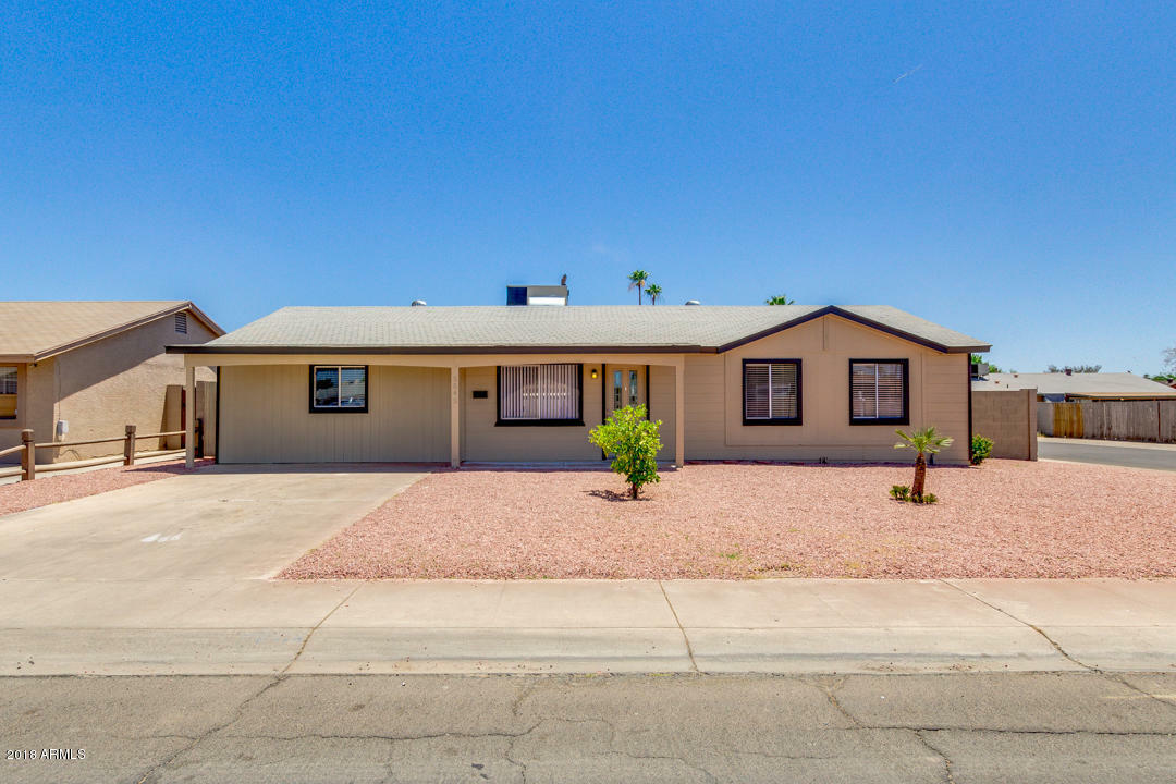 Property Photo:  5545 W Palm Lane  AZ 85035 