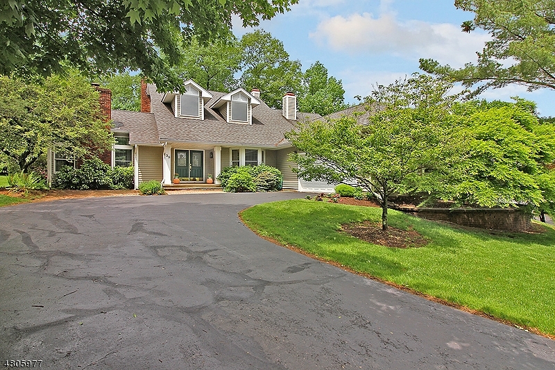 Property Photo:  35 Gatehouse Rd  NJ 07921 