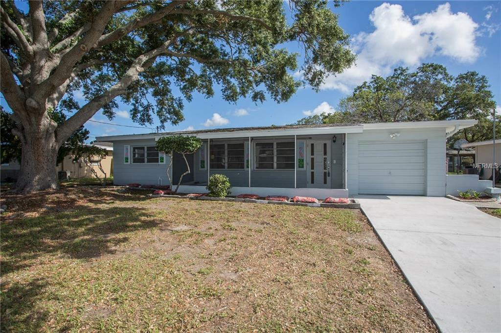 Property Photo:  10801 Valencia Terrace  FL 33772 