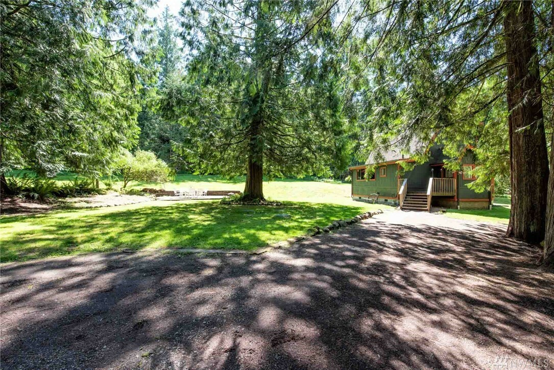 Property Photo:  7020 411th Ave SE  WA 98065 