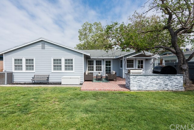 Property Photo:  2045 Shipway Avenue  CA 90815 