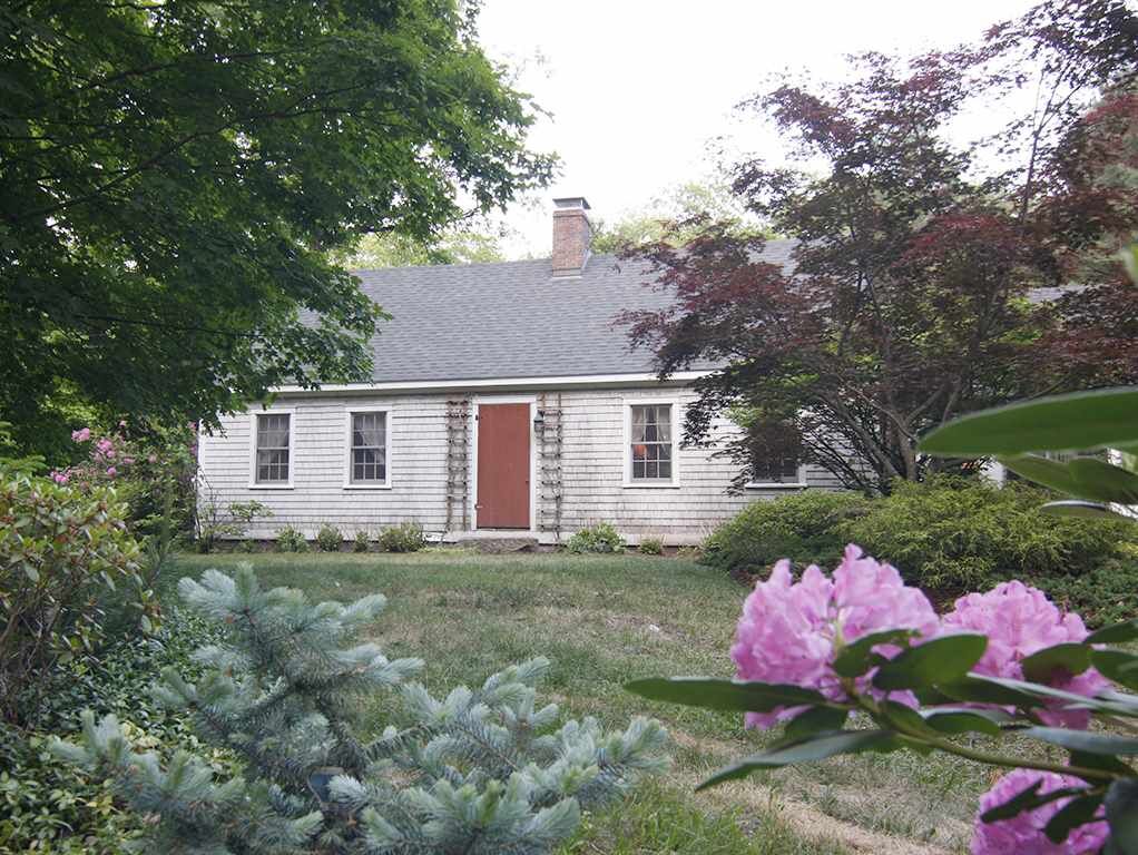 Property Photo: 315 Old Street Road NH 03458