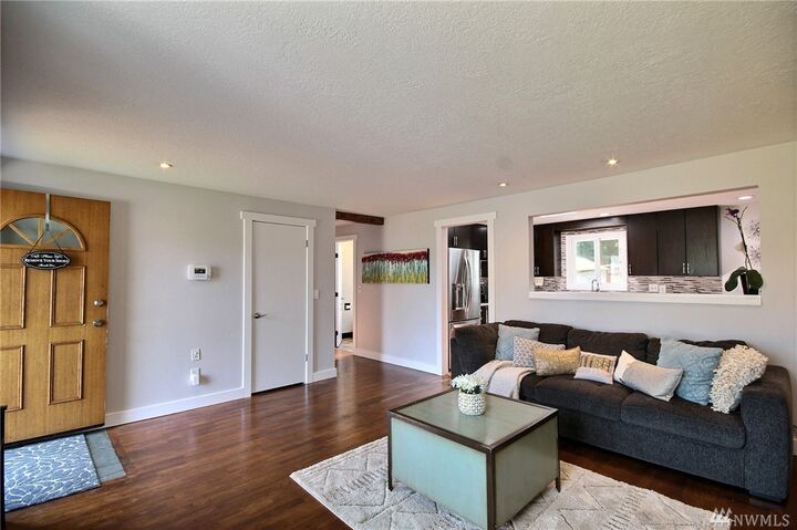 Property Photo: 13824 9th Place S WA 98168