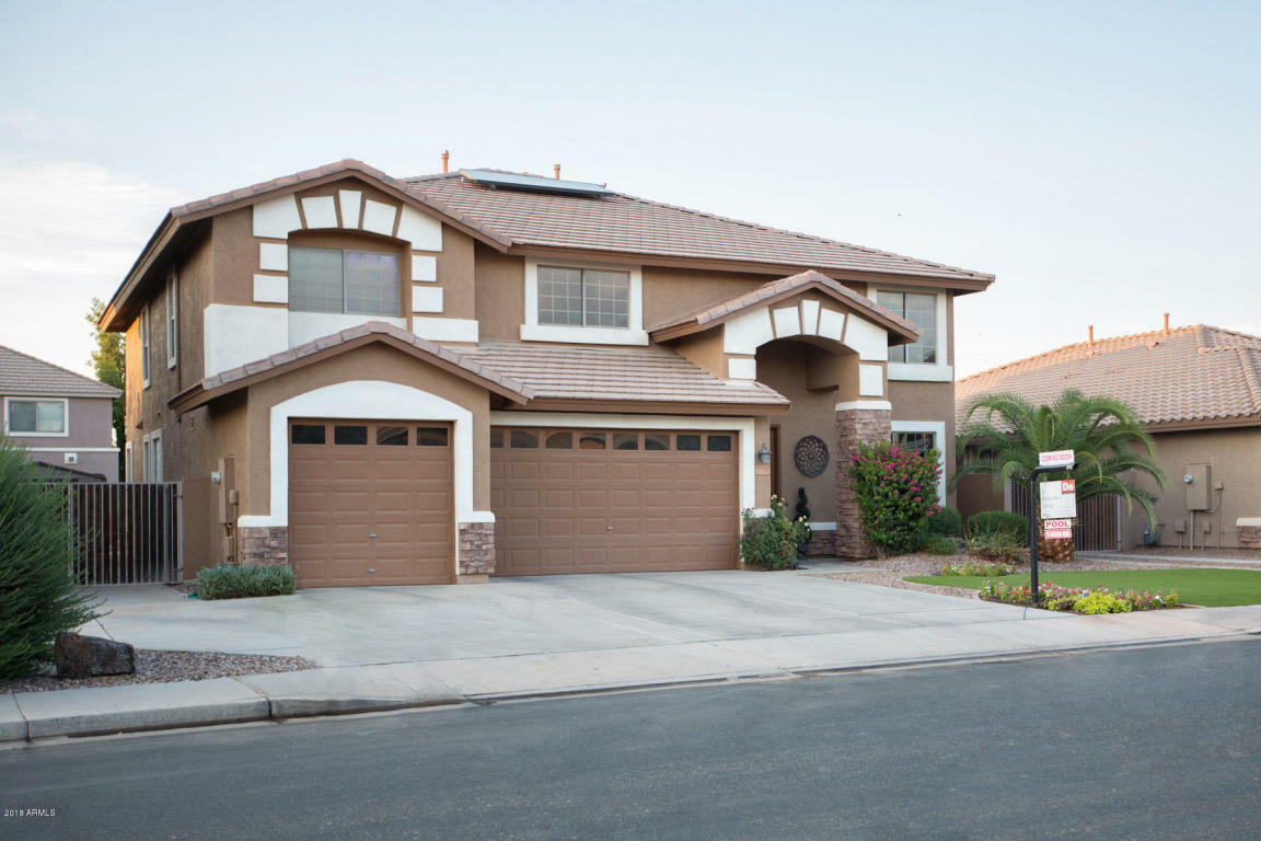 Property Photo:  2728 E Teakwood Place  AZ 85249 