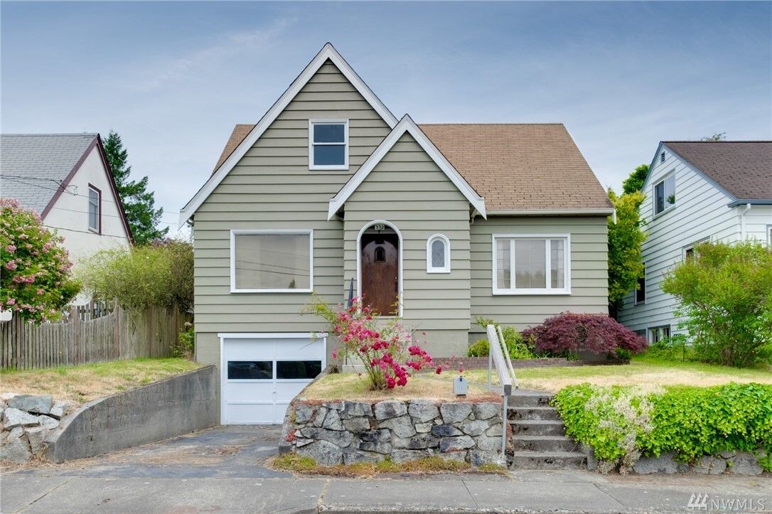 Property Photo:  332 Bryan Ave  WA 98312 