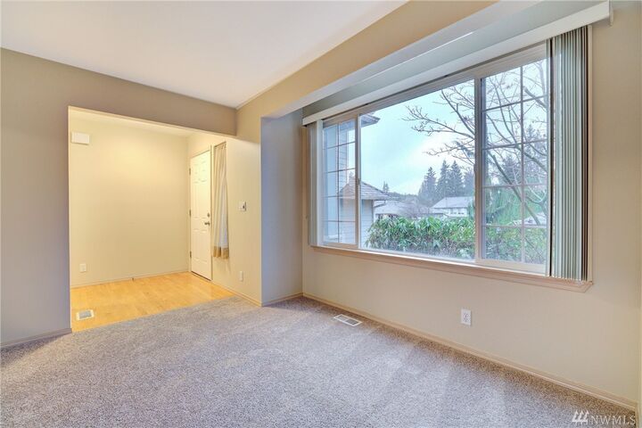 Property Photo: 3824 Maple Rd WA 98037