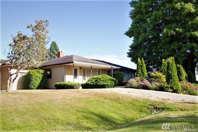 Property Photo:  1160 Garfield Ave  WA 98230 