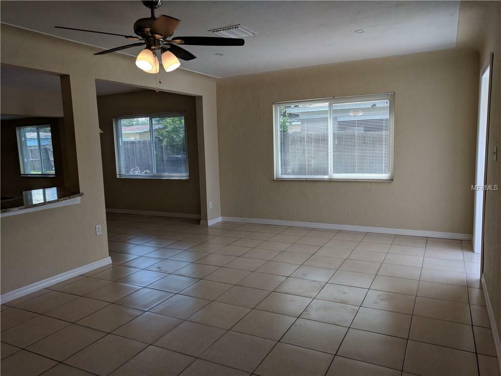 Property Photo: 1546 56th Avenue N FL 33703
