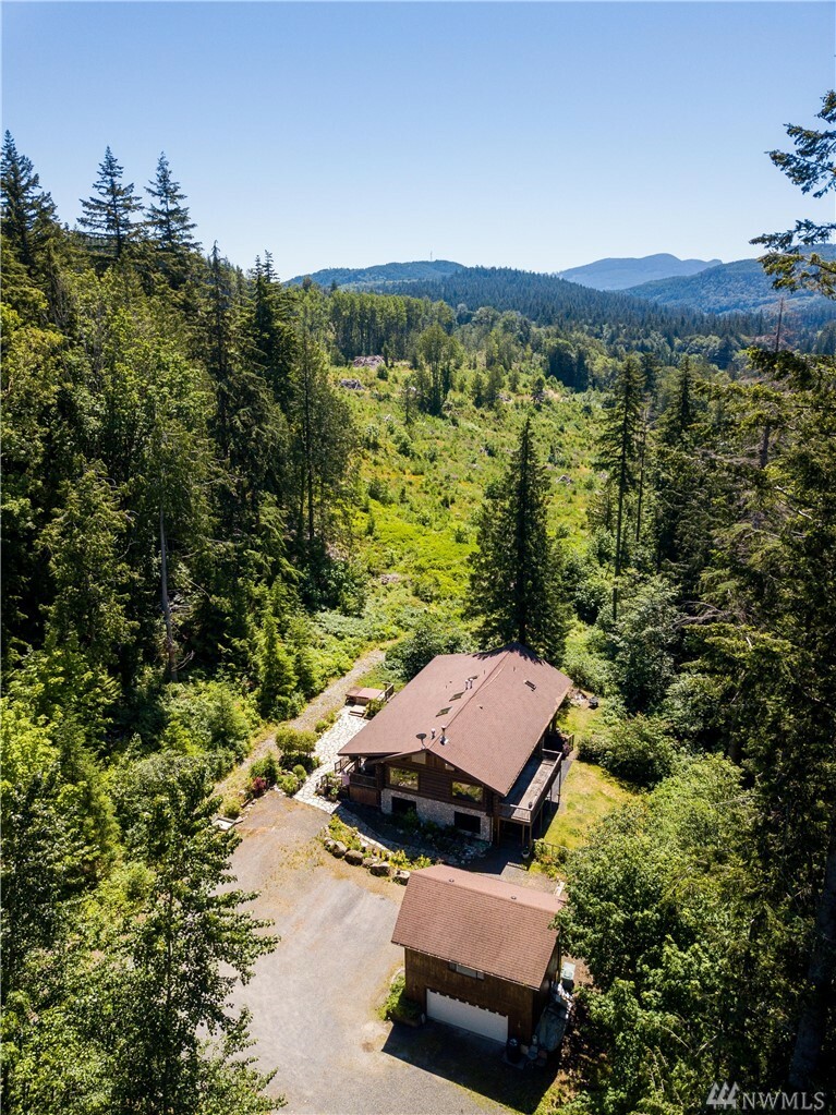 Property Photo:  1053 Sehome Ave  WA 98229 