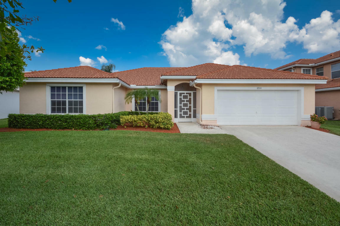 Property Photo: 8904 Spring Valley Drive FL 33472
