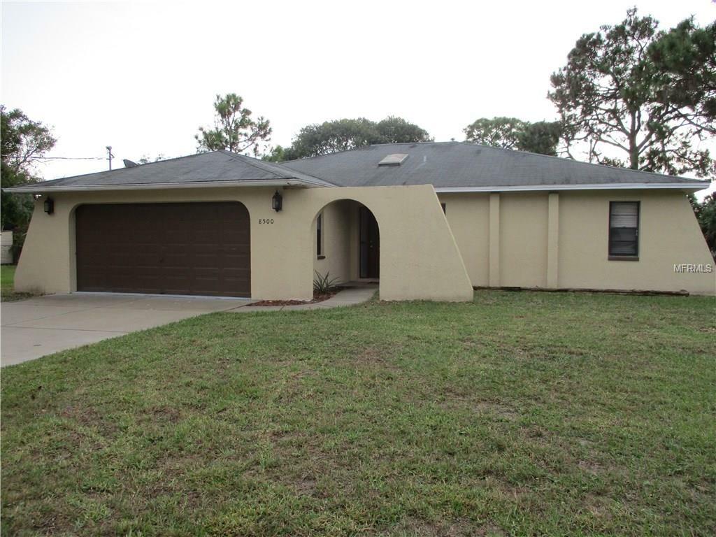 Property Photo:  8500 Longboat Lane  FL 34667 