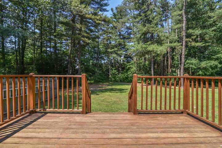 Property Photo:  3 Pond View Drive  NH 03052 