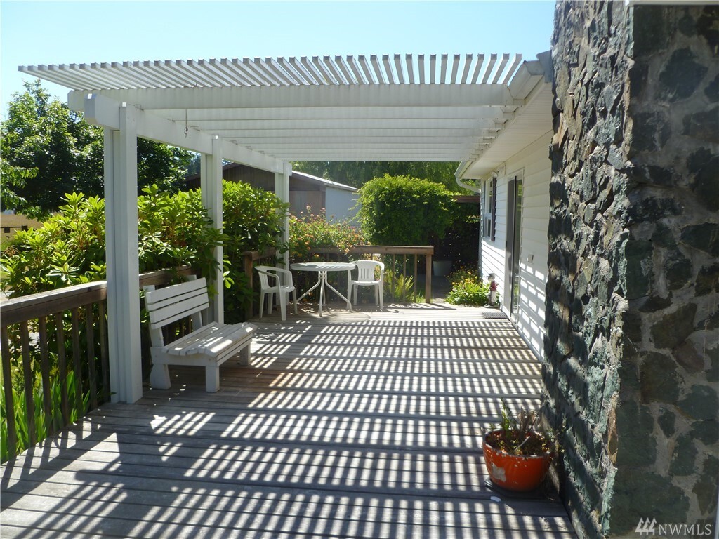 Property Photo: 6694 Guemes Island Rd WA 98221