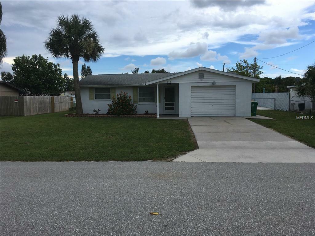 Property Photo:  857 E 3rd Street  FL 34223 