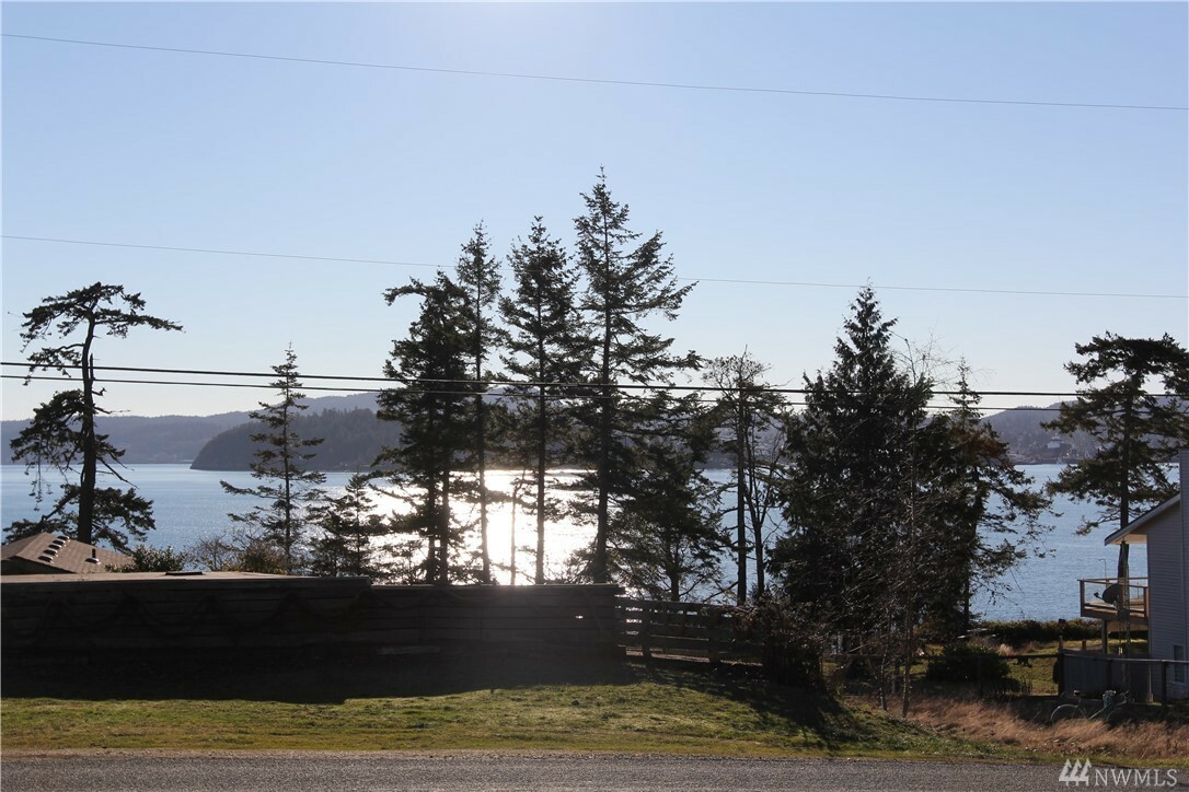 Property Photo:  26 & 27 Holiday Blvd  WA 98322 