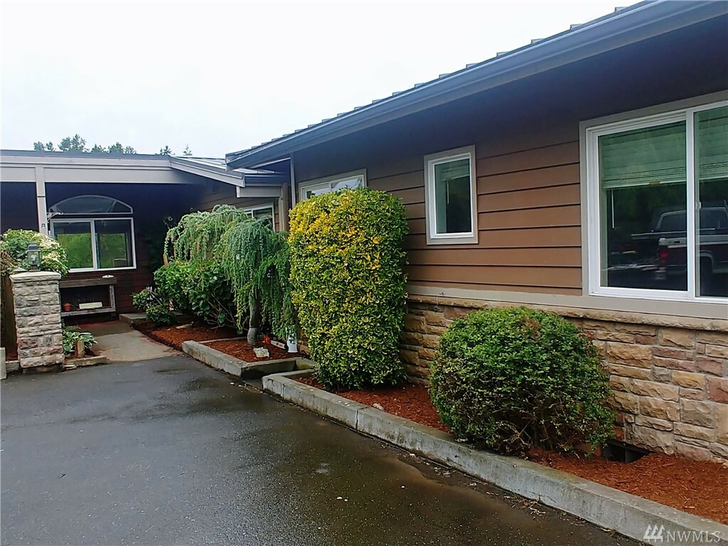 Property Photo:  6564 Vista Dr  WA 98248 