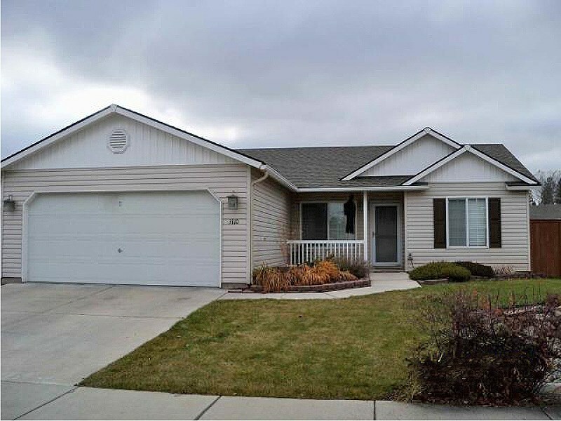 Property Photo: 3110 Meadow Glen Ln WA 99004