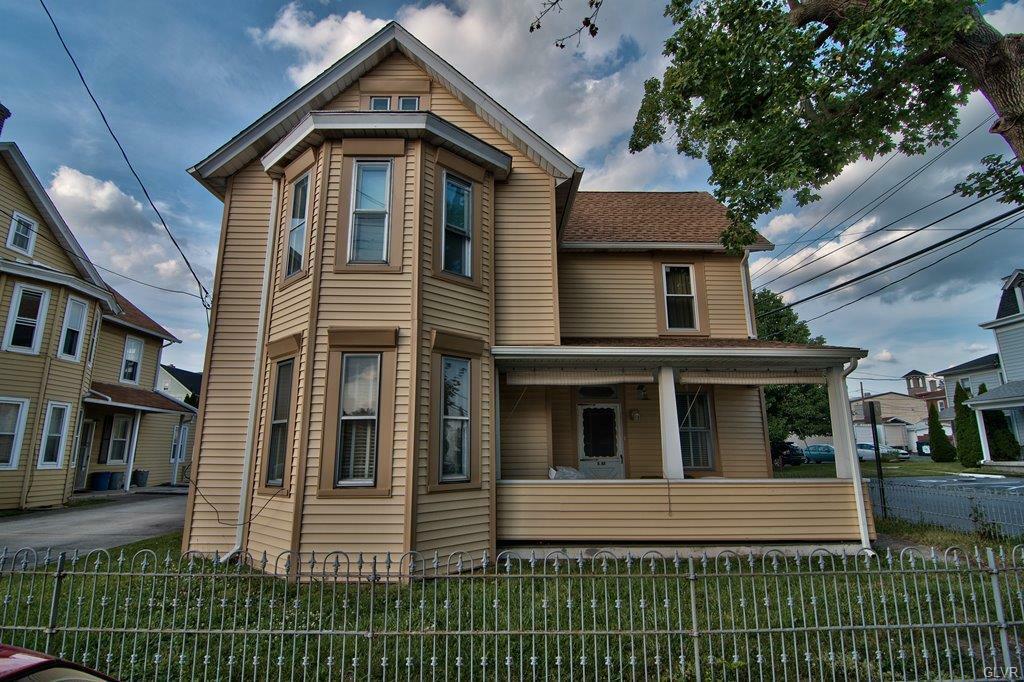 Property Photo:  1651 Newport Avenue  PA 18067 