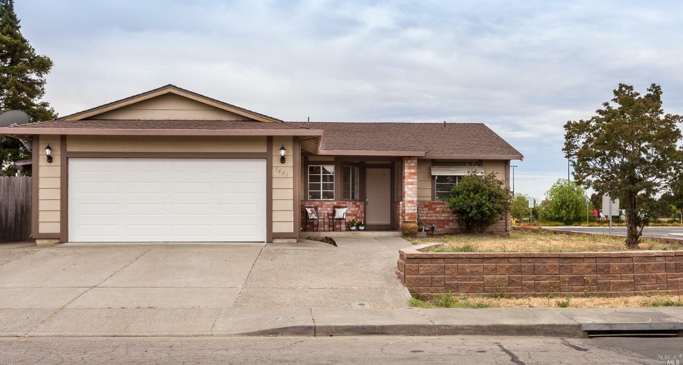 Property Photo:  1401 Swift Court  CA 94585 