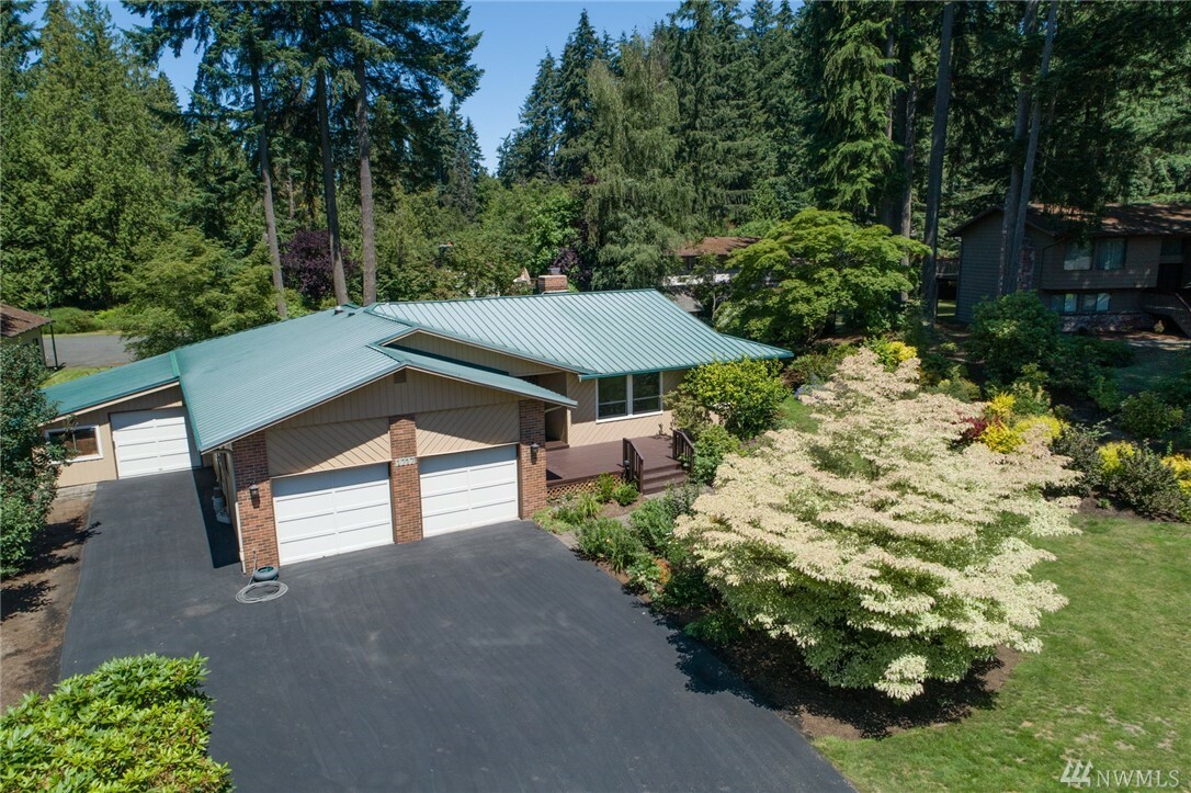 Property Photo:  1717 198th St SW  WA 98036 