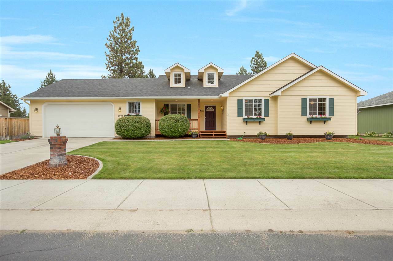 Property Photo: 16224 N Chronicle Ln WA 99005-4500