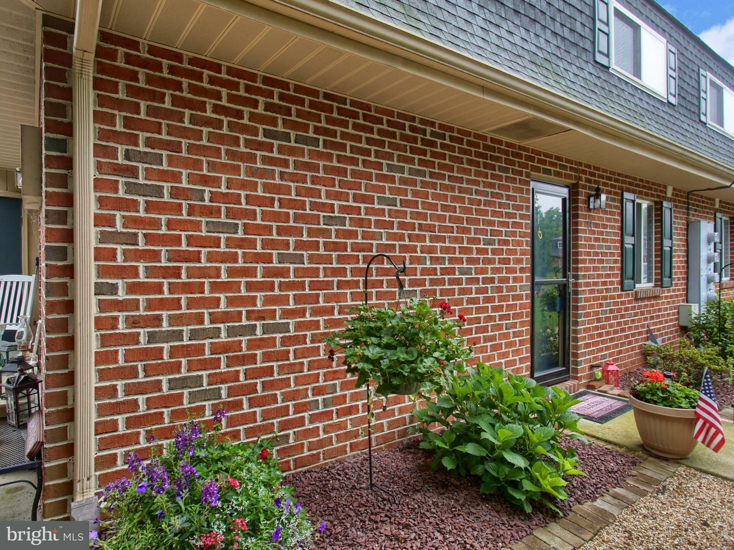 Property Photo:  54 Glenview Circle  PA 17019 