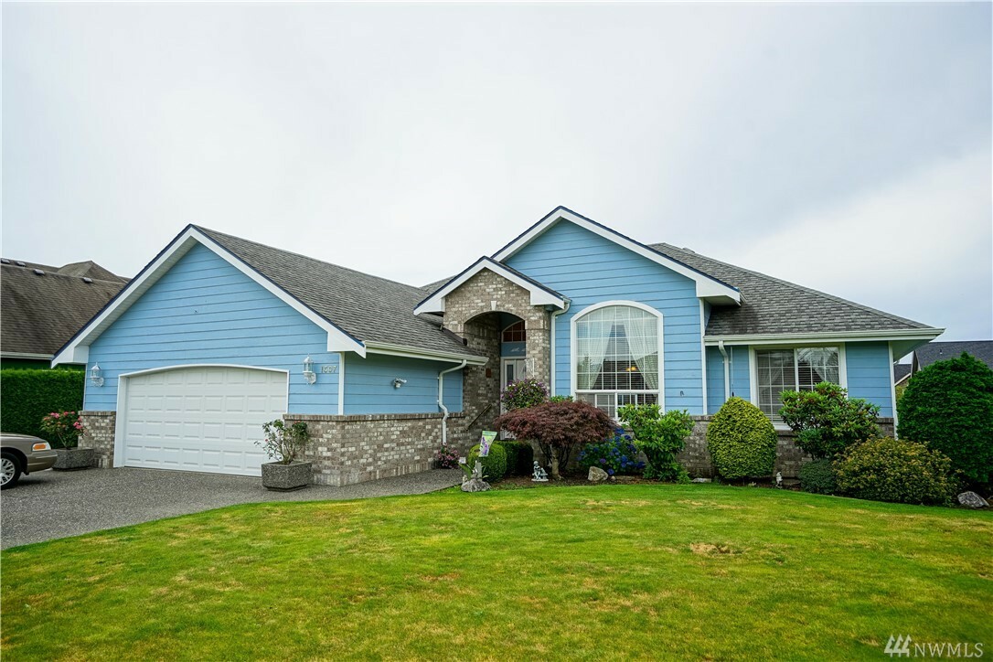 Property Photo: 1307 Woodfield Dr WA 98264
