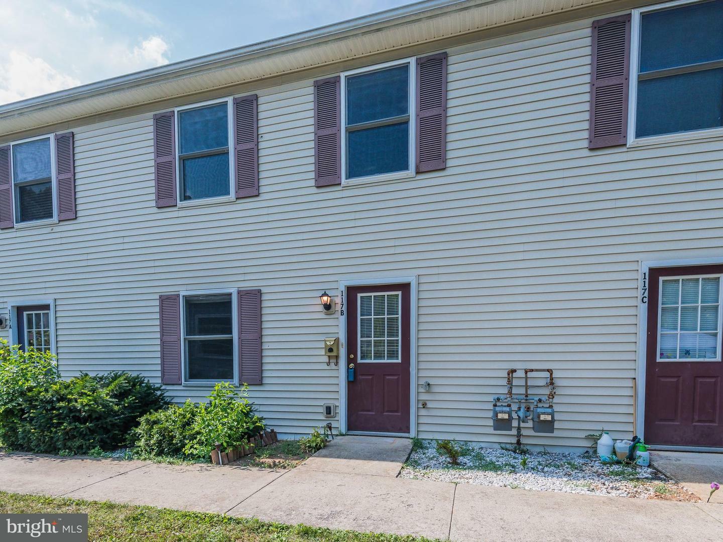 Property Photo:  117 S Chestnut Street S B  PA 17055 