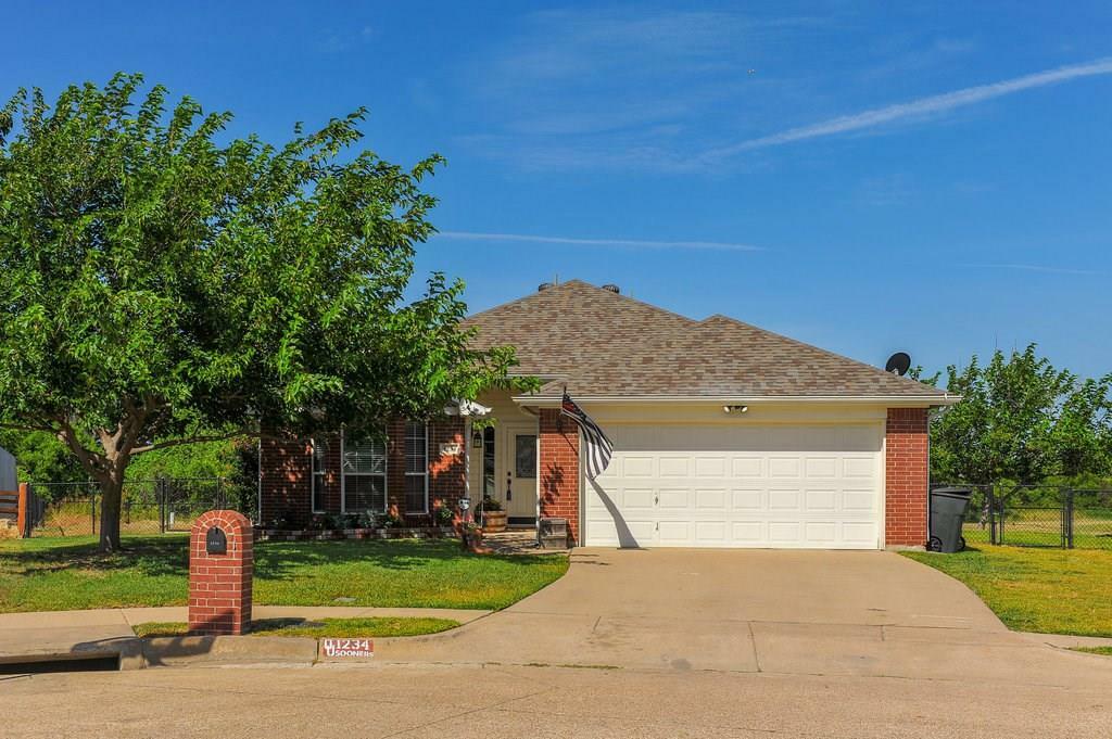 Property Photo:  1234 Crooked Creek Court  TX 76065 