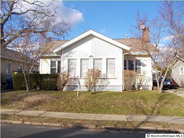 Property Photo:  13 Wardell Place  NJ 07712 