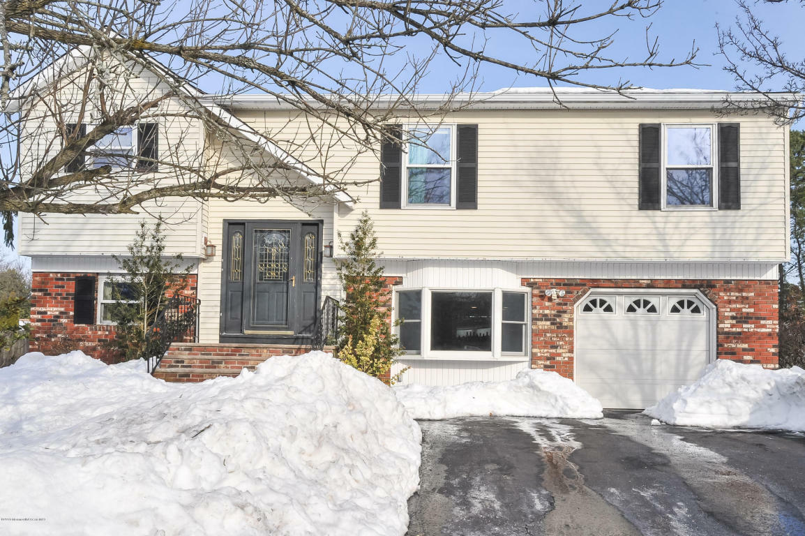 Property Photo:  42 Hedgewood Road  NJ 07731 