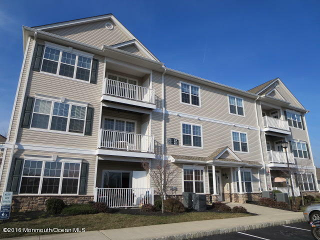 Property Photo:  634 Mill Pond Way 110  NJ 07724 