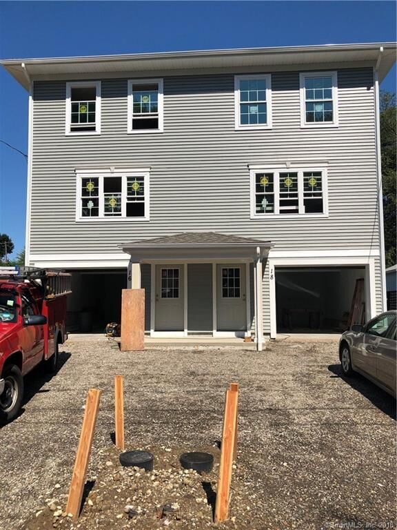 Property Photo:  18 White Oak Road  CT 06461 