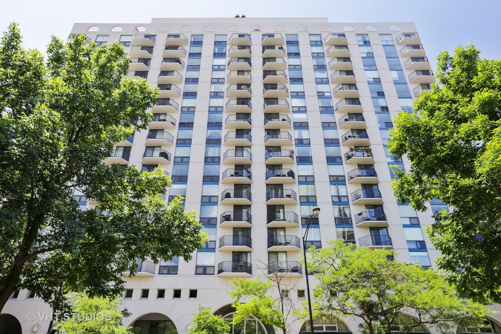 Property Photo:  1250 Lasalle Street 1409  IL 60610 