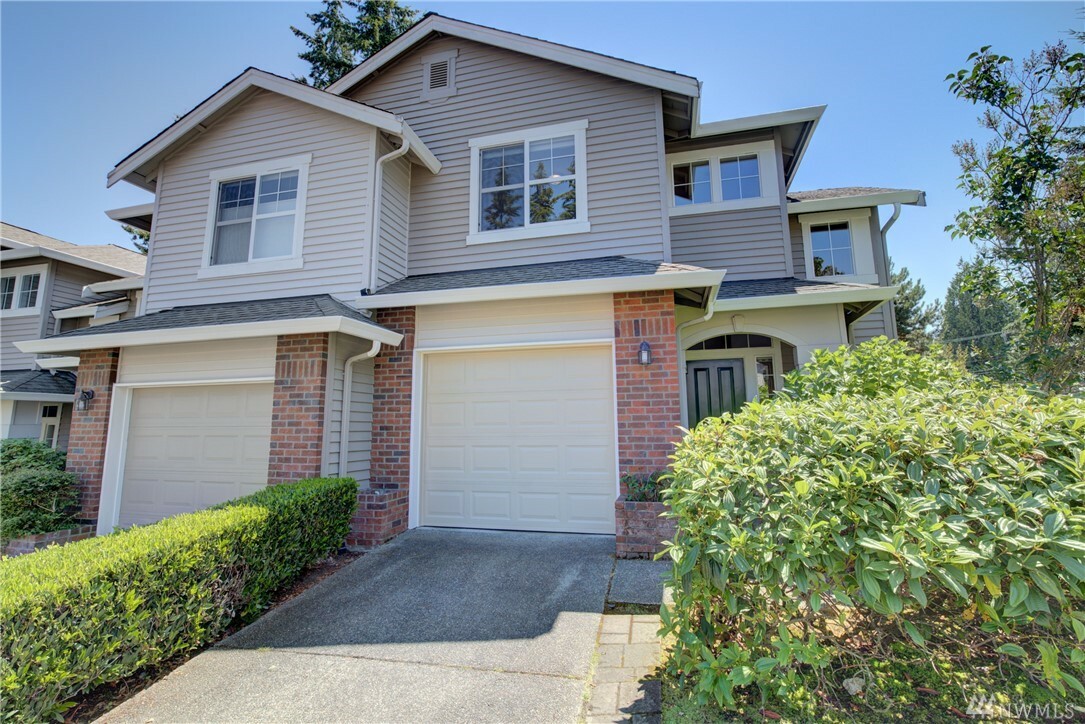 Property Photo:  8508 Main St B106  WA 98026 