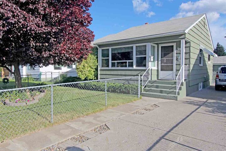 1108 E Hoffman Ave  Spokane WA 99207 photo