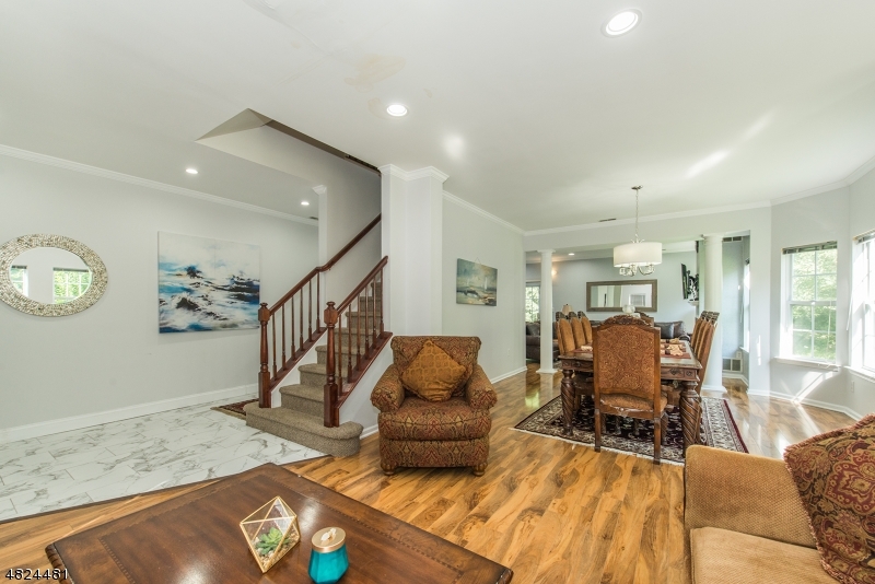 Property Photo: 9 Allister Ct NJ 07035
