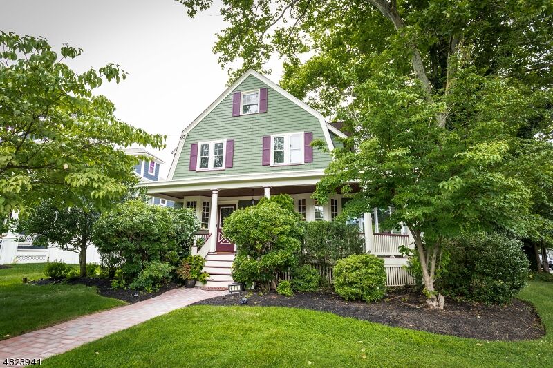 Property Photo:  671 Carleton Rd  NJ 07090 