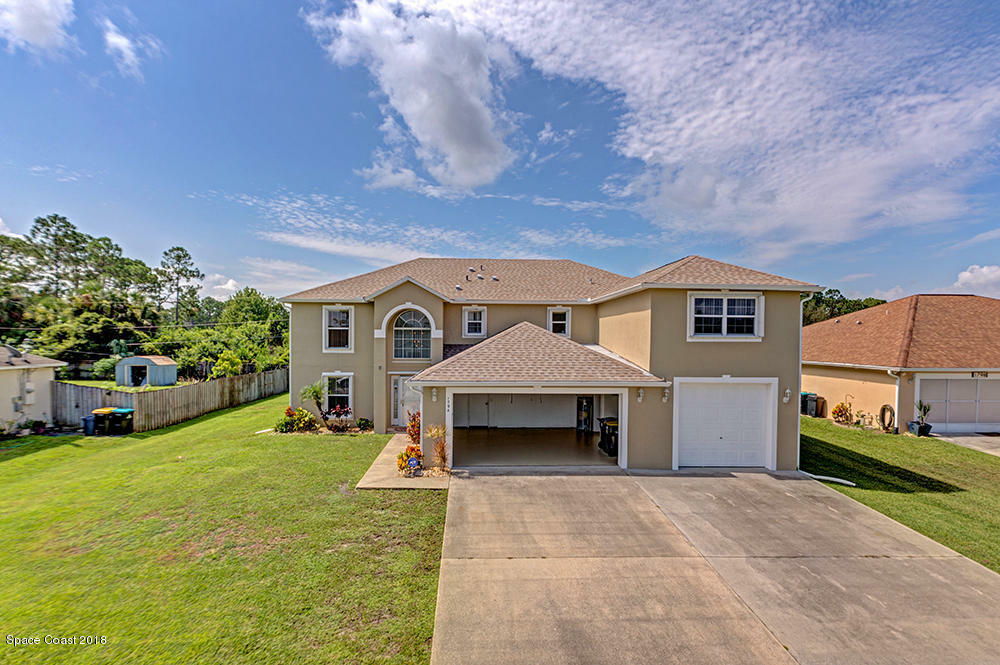 Property Photo:  1794 Taymouth Street NW  FL 32907 