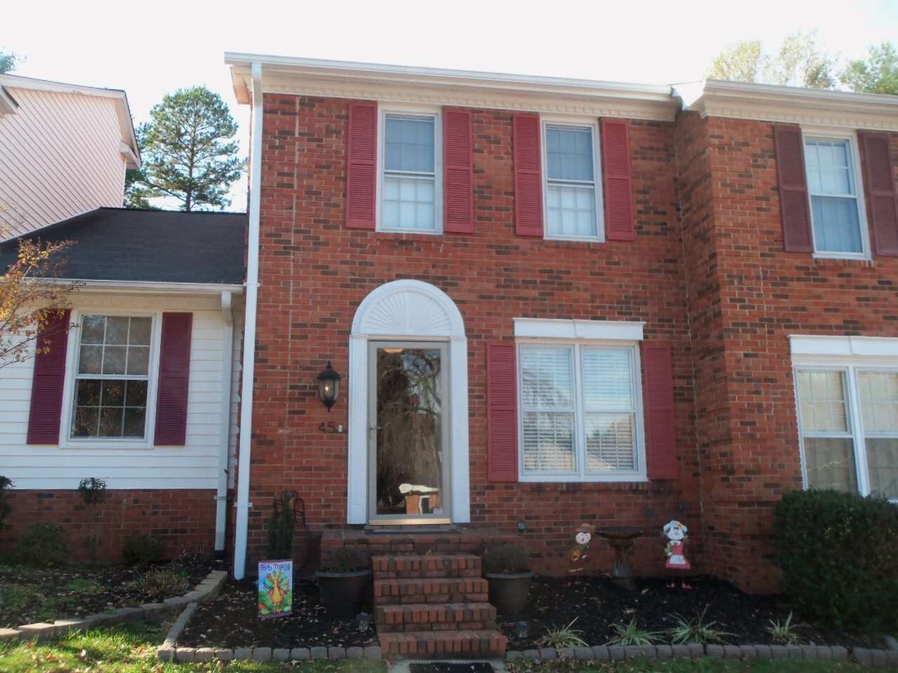 Property Photo: 45 Somersett Drive SC 29301
