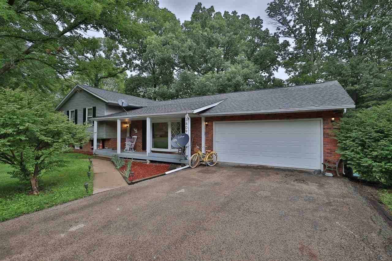 Property Photo:  3809 Evergreen  IL 61554 