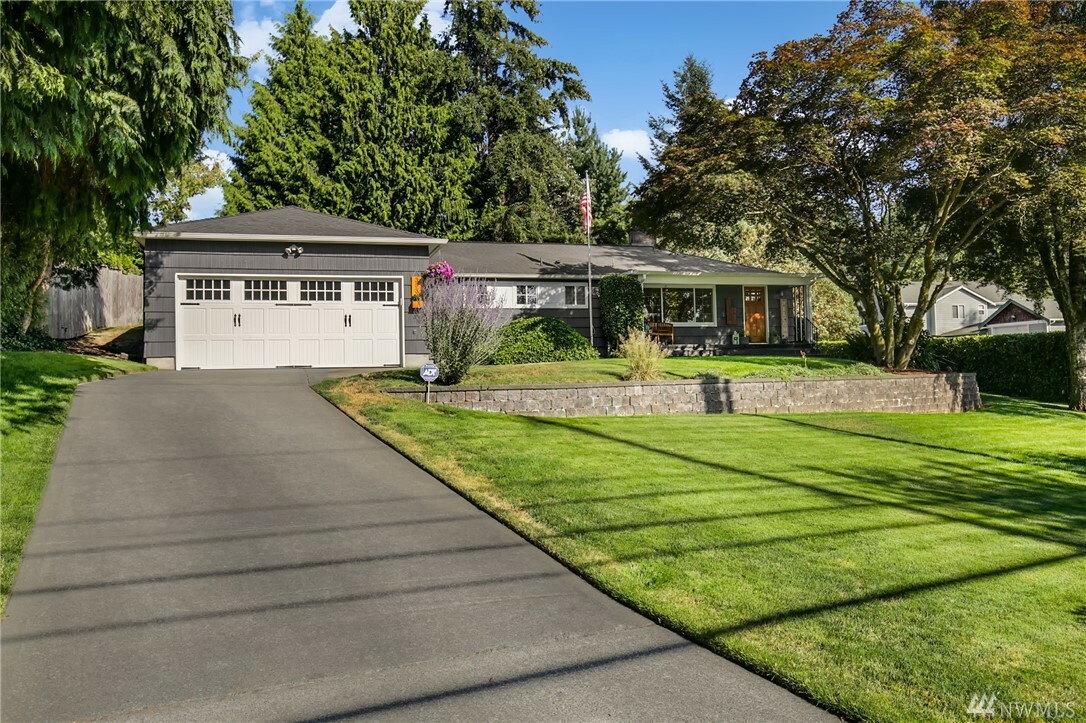 Property Photo:  3533 Grandview Dr W  WA 98466 