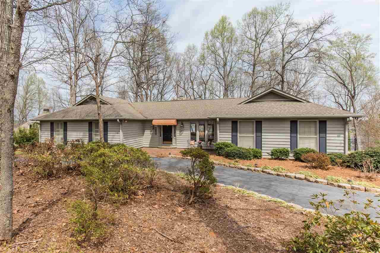 Property Photo: 706 Lakewinds Boulevard SC 29349